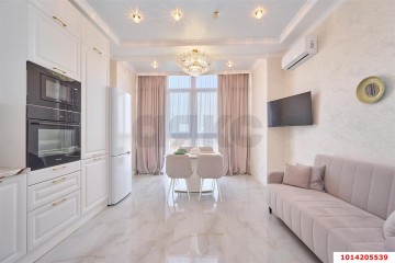 Фото №1: 1-комнатная квартира 47 м² - Краснодар, мкр. Почтовый, ул. имени Валерия Гассия, 5