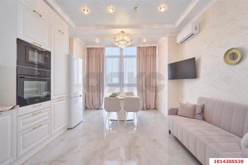 Фото №1: 1-комнатная квартира 47 м² - Краснодар, мкр. Почтовый, ул. имени Валерия Гассия, 5