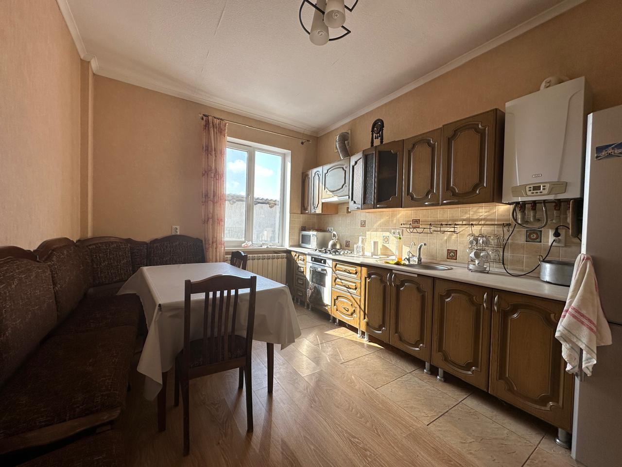 Фото №1: Дом 124 м² + 9.9 сот. - Елизаветинская, мкр. Прикубанский внутригородской округ, ул. Ленина, 242