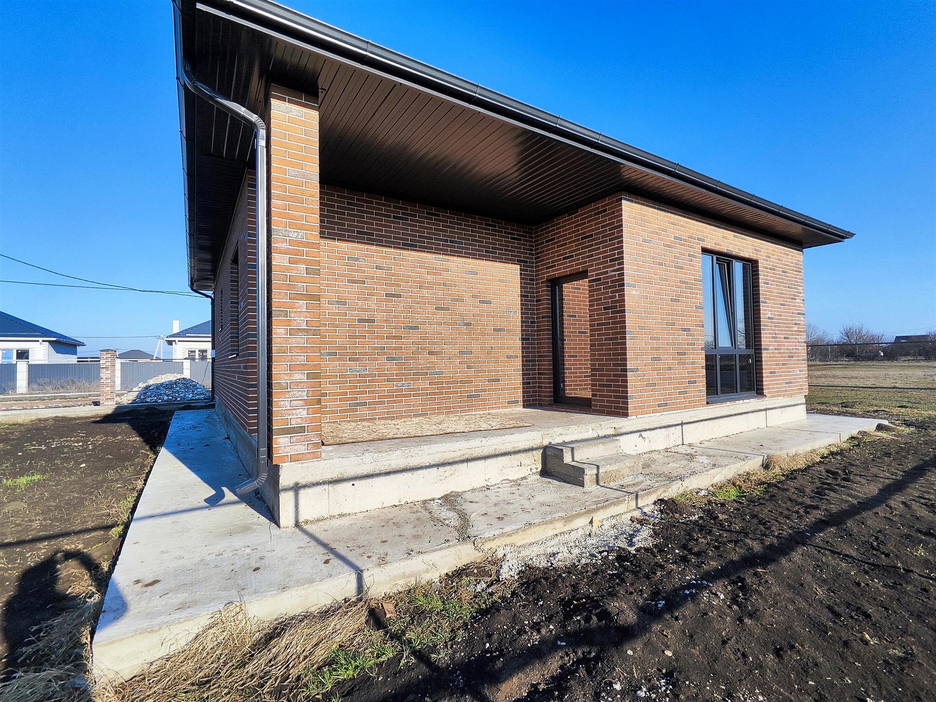 Фото №1: Дом 88 м² + 5 сот. - Новотитаровская, ул. Краснодарская, 139