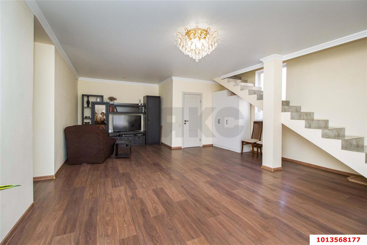 Фото №6: Дом 181 м² + 4 сот. - Новая Адыгея, ул. Красная, 25/5