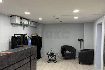 Фото №1: Торговое помещение 50 м² - Краснодар, мкр. Западный внутригородской округ, ул. Красная, 93