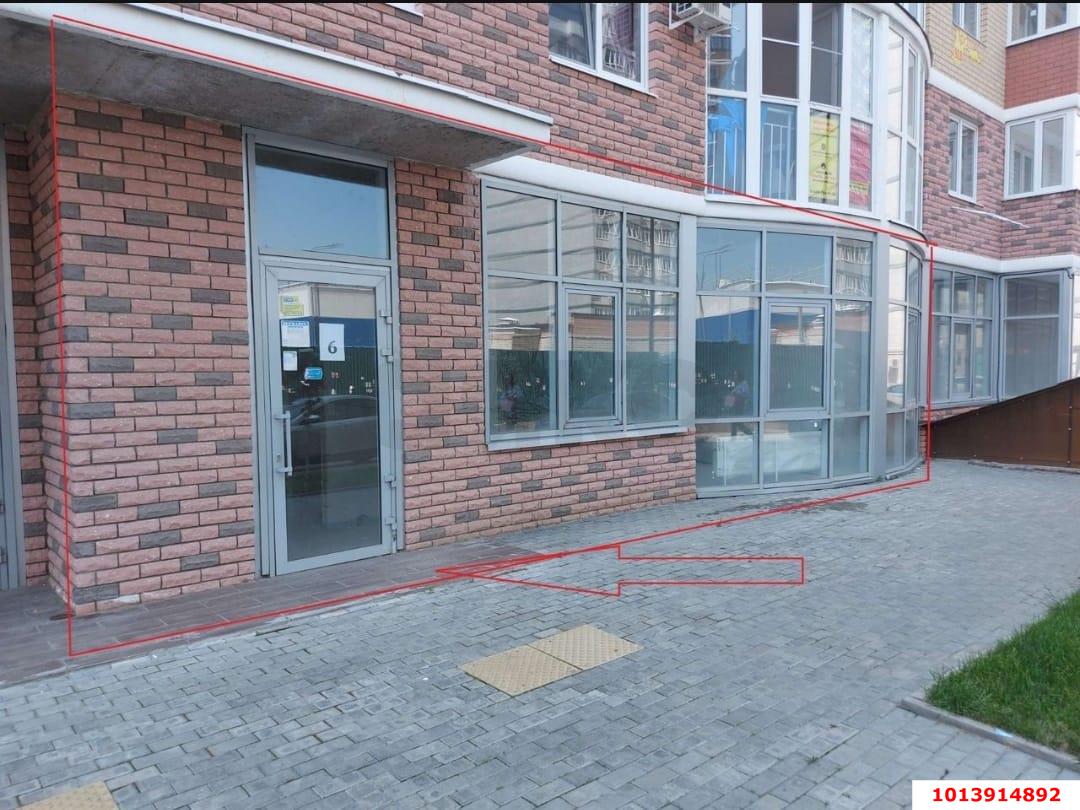 Фото №6: Торговое помещение 45 м² - Краснодар, имени Петра Метальникова, ул. Цезаря Куникова, 24к3