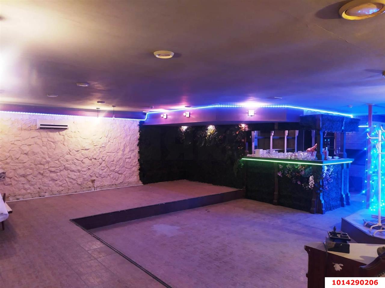 Фото №7: Торговое помещение 183 м² - Краснодар, Центральный, ул. Коммунаров, 64