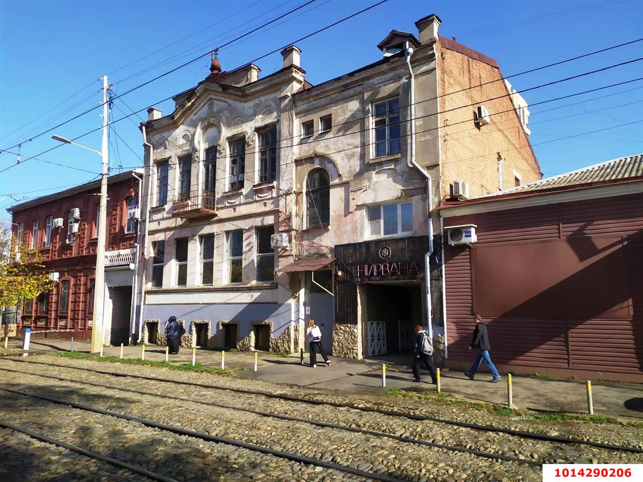 Фото №2: Торговое помещение 183 м² - Краснодар, Центральный, ул. Коммунаров, 64