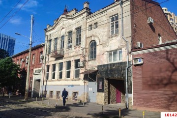 Фото №1: Торговое помещение 183 м² - Краснодар, мкр. Центральный, ул. Коммунаров, 64