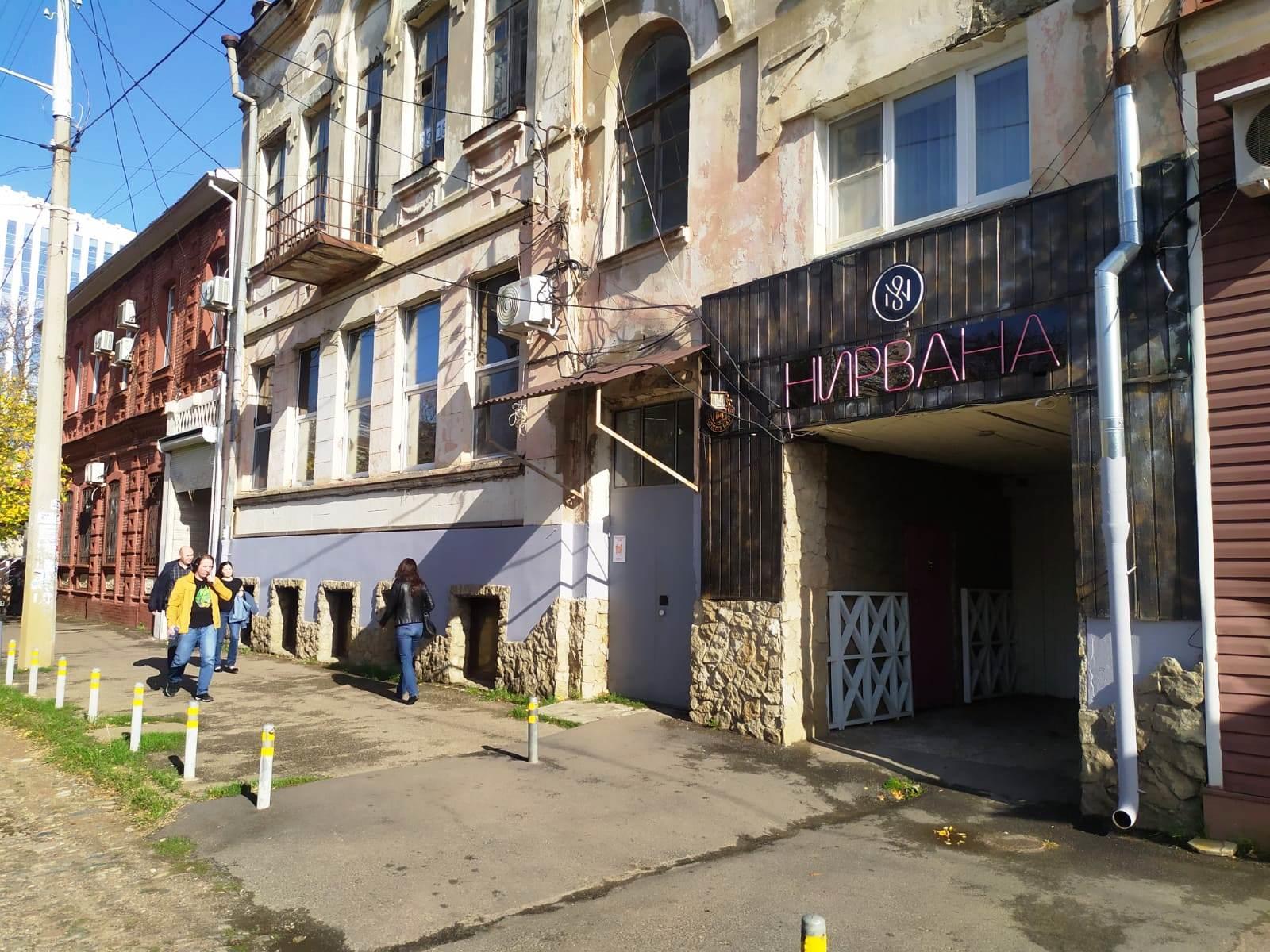 Фото №3: Коммерция 182 м² - Краснодар, Центральный внутригородской округ, мкр. Центральный, ул. Коммунаров, 64