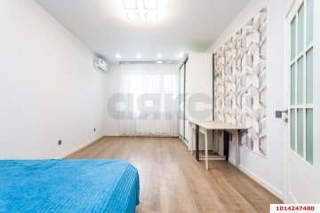 Фото №1: 1-комнатная квартира 40 м² - Краснодар, мкр. жилой комплекс Гарантия, ул. Восточно-Кругликовская, 42/3к2