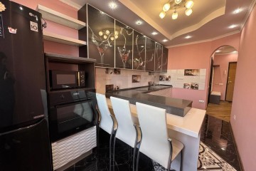 Фото №1: 3-комнатная квартира 62 м² - Краснодар, мкр. Западный внутригородской округ, ул. Строителей, 21к3