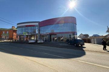Фото №1: Коммерция 1170 м² - Апшеронск, ул. Кооперативная, 13
