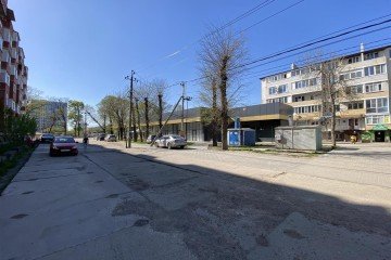 Фото №5: Торговое помещение 269 м² - Краснодар, мкр. Прикубанский внутригородской округ, ул. имени Ивана Лотышева, 1