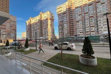 Фото №2: Торговое помещение 62 м² - Краснодар, мкр. жилой комплекс Рассвет, ул. Гидростроителей, 63