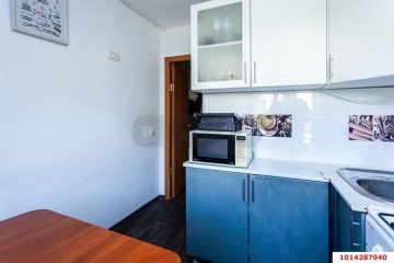 Фото №2: 3-комнатная квартира 49 м² - Краснодар, мкр. 40 лет Победы, ул. Клиническая, 18
