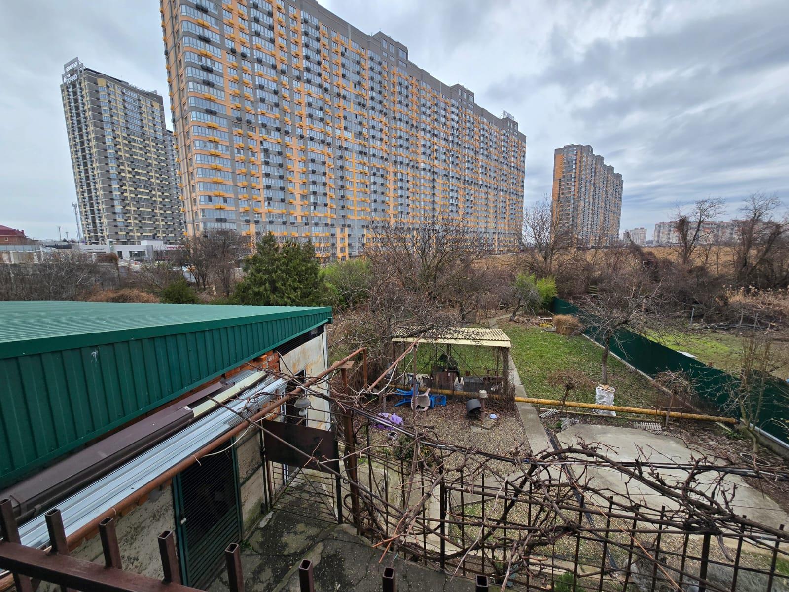 Фото №2: Коммерция 11 м² - Краснодар, мкр. Карасунский внутригородской округ, ул. имени В.Н. Мачуги, 132