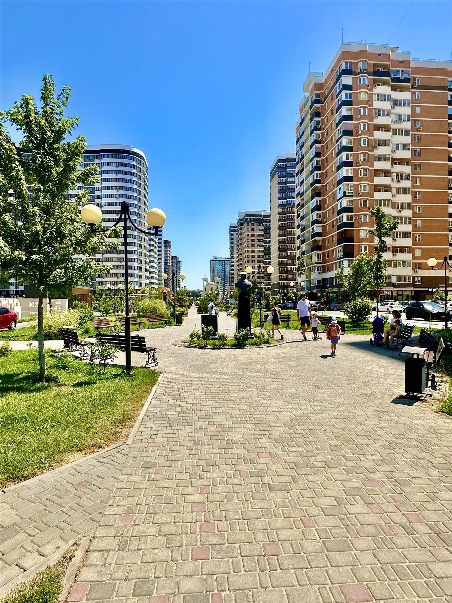 Фото №1: 1-комнатная квартира 35 м² - Краснодар, Прикубанский внутригородской округ, мкр. Россинского, б-р Адмиралтейский, 1