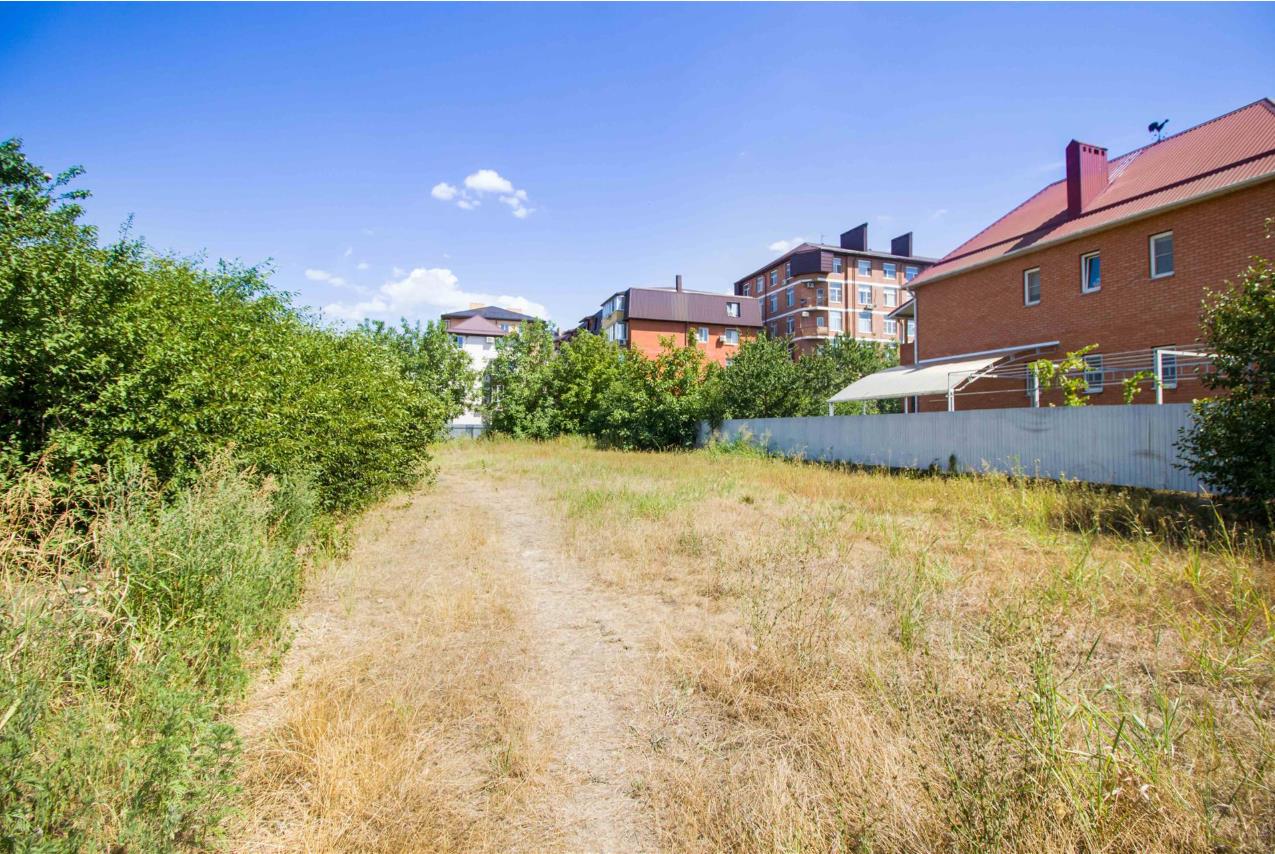 Фото №1: Земельный участок 10 сот. - Российский, мкр. Прикубанский внутригородской округ, ул. Тепличная