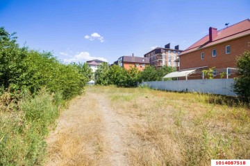 Фото №1: Земельный участок под ИЖС 10 сот. - Российский, мкр. Прикубанский внутригородской округ, ул. Тепличная