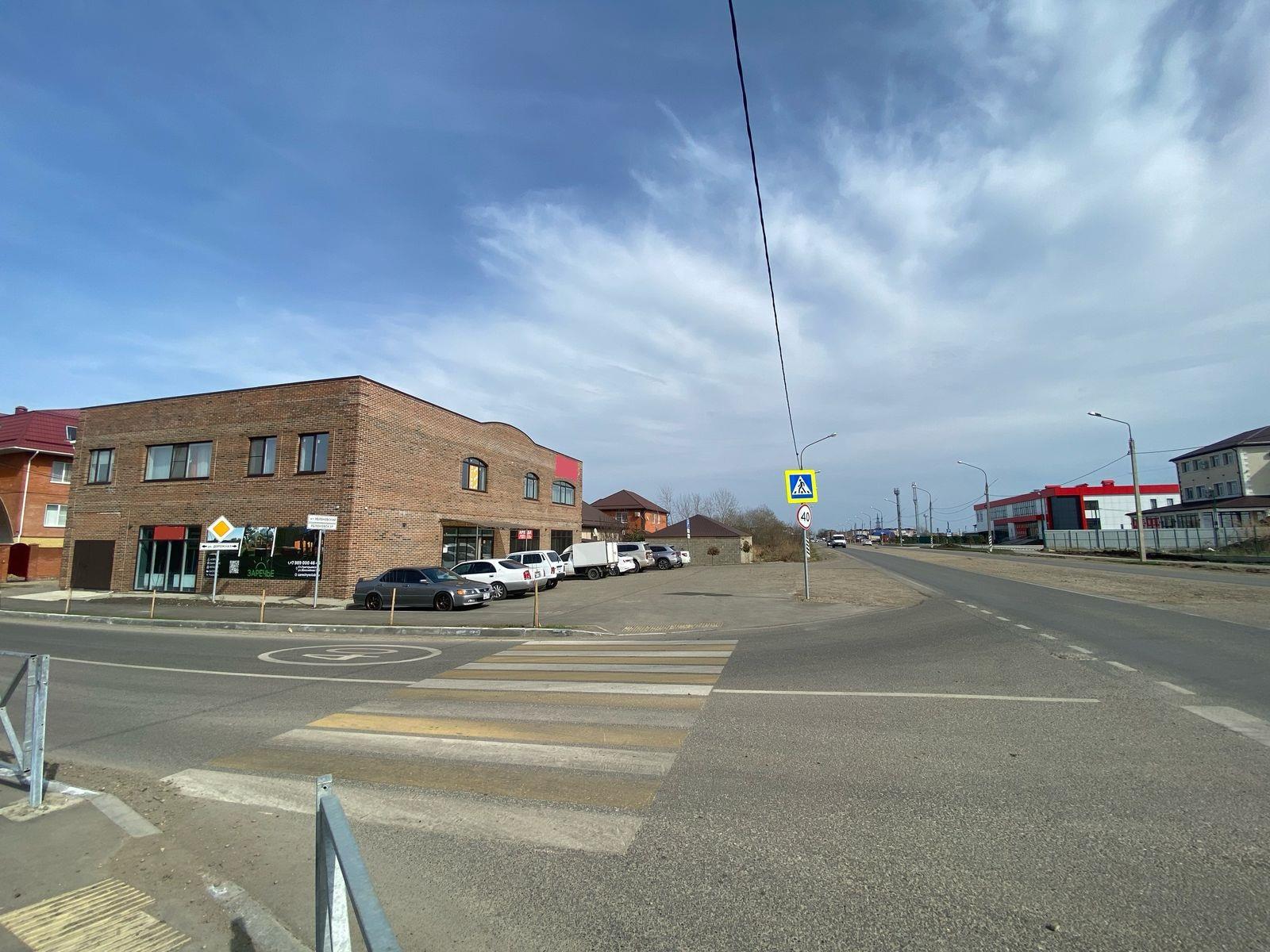 Фото №5: Коммерция 447 м² - Яблоновский, ул. Центральная