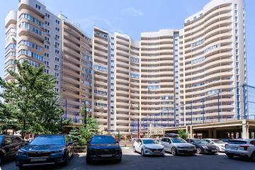 Фото №1: 3-комнатная квартира 94 м² - Краснодар, мкр. Черёмушки, ул. Вишняковой, 1/23к2