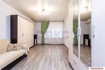 Фото №1: 1-комнатная квартира 39 м² - Краснодар, мкр. Хлопчато-бумажный Комбинат, ул. Стасова, 181