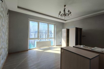 Фото №1: 2-комнатная квартира 78 м² - Краснодар, мкр. Камвольно-суконный Комбинат, ул. Сормовская, 13