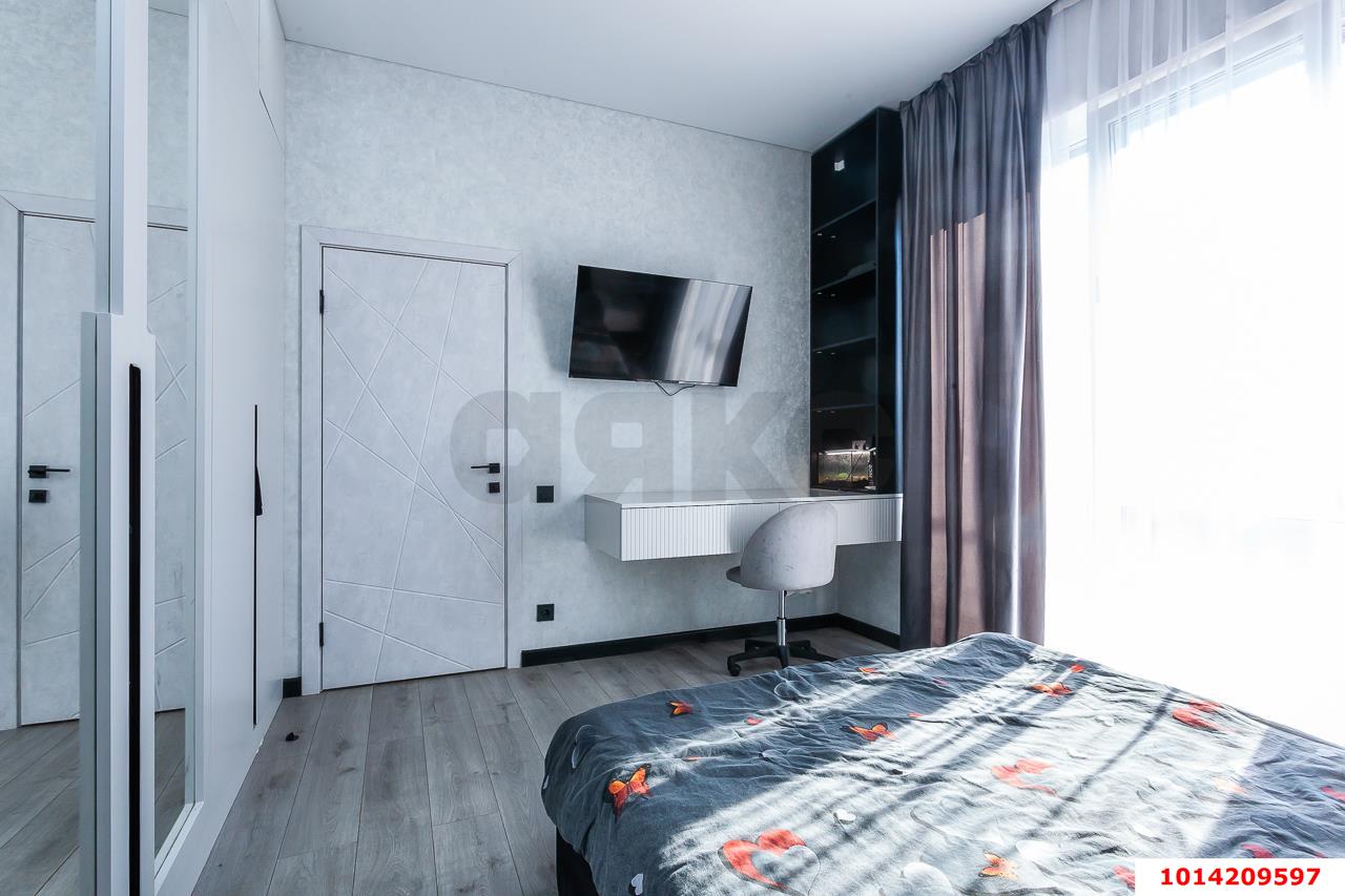 Фото №9: Дом 161 м² + 5 сот. - Южный, ул. Академика Курчатова, 5