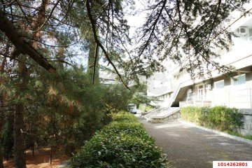 Фото №1: Земельный участок под ИЖС 4.3 сот. - Ялта, ул. Свердлова, 32