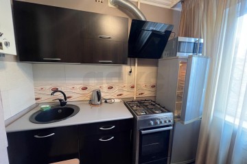 Фото №1: 3-комнатная квартира 58 м² - Краснодар, мкр. Западный внутригородской округ, ул. Красная, 149