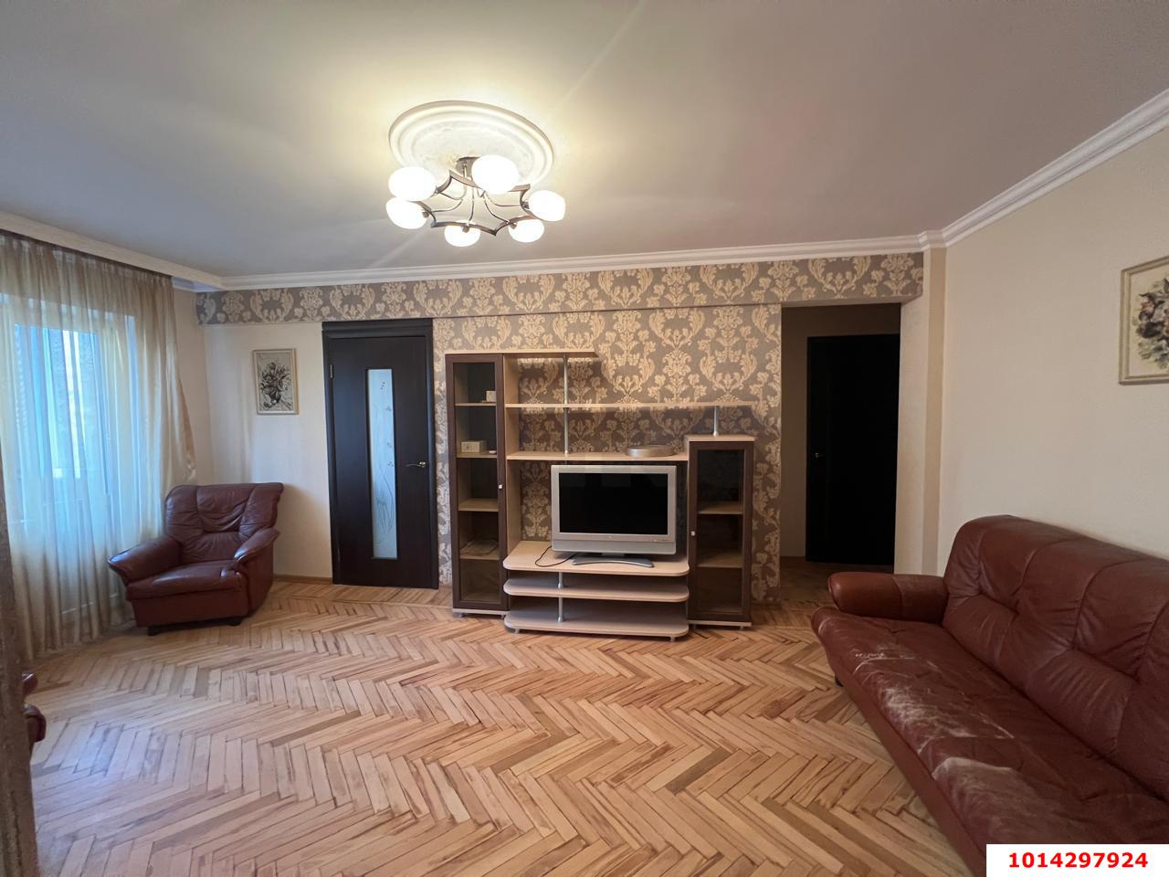 Фото №1: 3-комнатная квартира 58 м² - Краснодар, Западный внутригородской округ, ул. Красная, 149