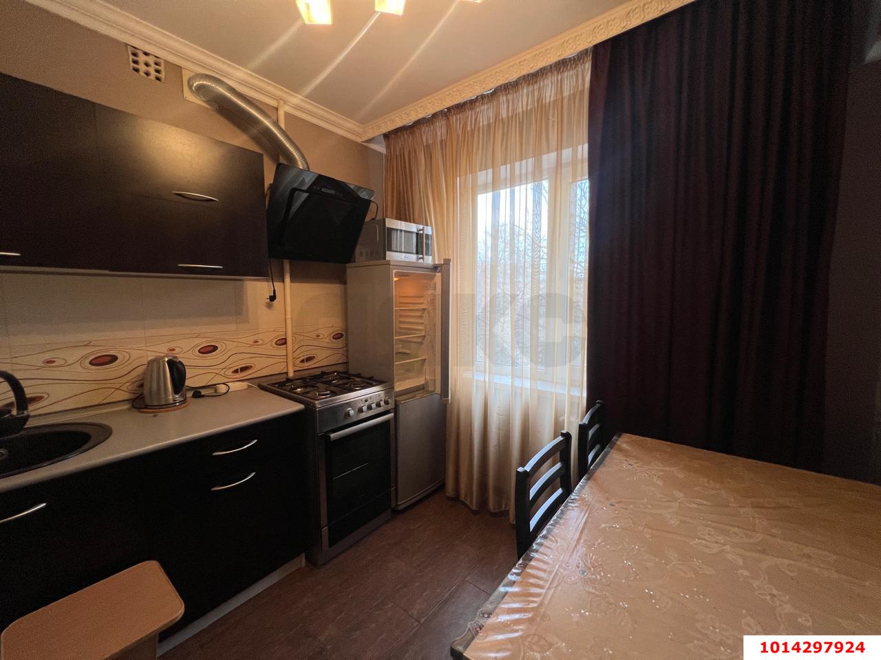 Фото №13: 3-комнатная квартира 58 м² - Краснодар, мкр. Западный внутригородской округ, ул. Красная, 149