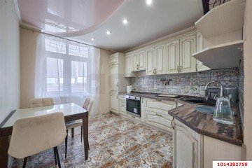Фото №1: 1-комнатная квартира 39 м² - Краснодар, мкр. Панорама, ул. Восточно-Кругликовская, 28/3