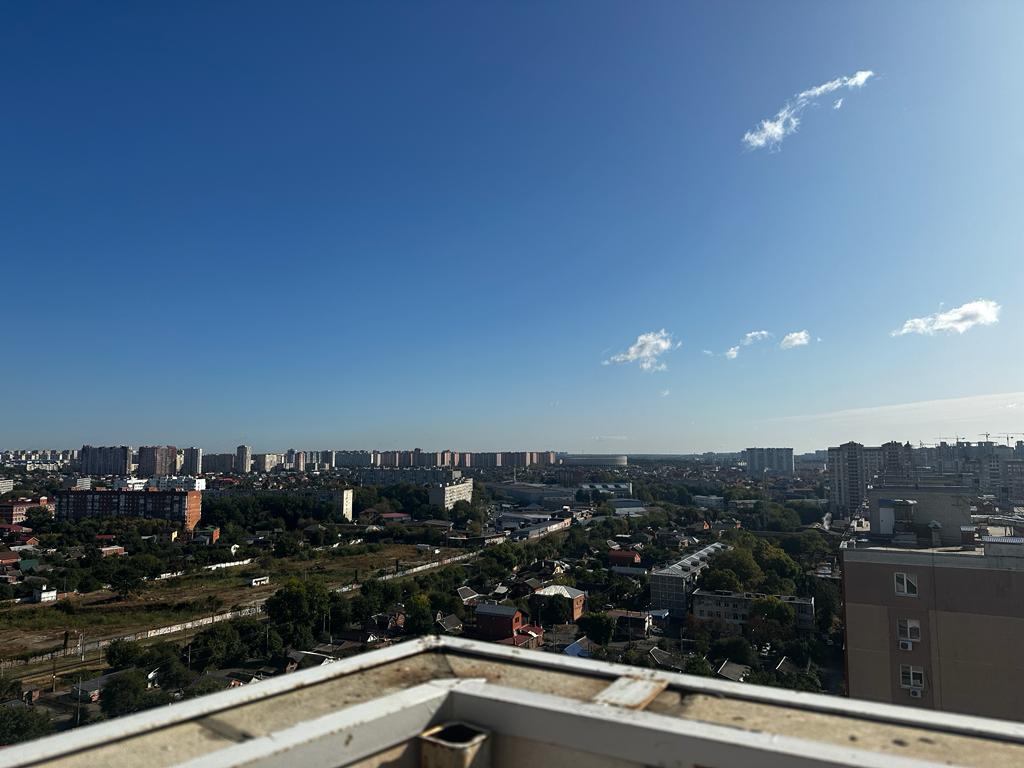 Фото №4: 2-комнатная квартира 82 м² - Краснодар, Центральный внутригородской округ, мкр. Центральный, ул. Фабричная, 4