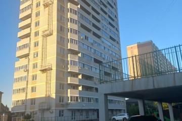 Фото №5: 2-комнатная квартира 82 м² - Краснодар, мкр. Центральный, ул. Фабричная, 4