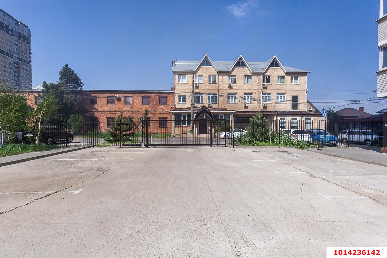 Фото №2: 2-комнатная квартира 82 м² - Краснодар, Центральный, ул. Фабричная, 4