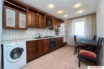 Фото №1: 3-комнатная квартира 64 м² - Краснодар, мкр. Центральный, ул. Промышленная, 23
