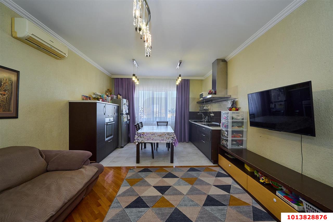 Фото №2: 2-комнатная квартира 77 м² - Краснодар, Камвольно-суконный Комбинат, ул. Камвольная, 3