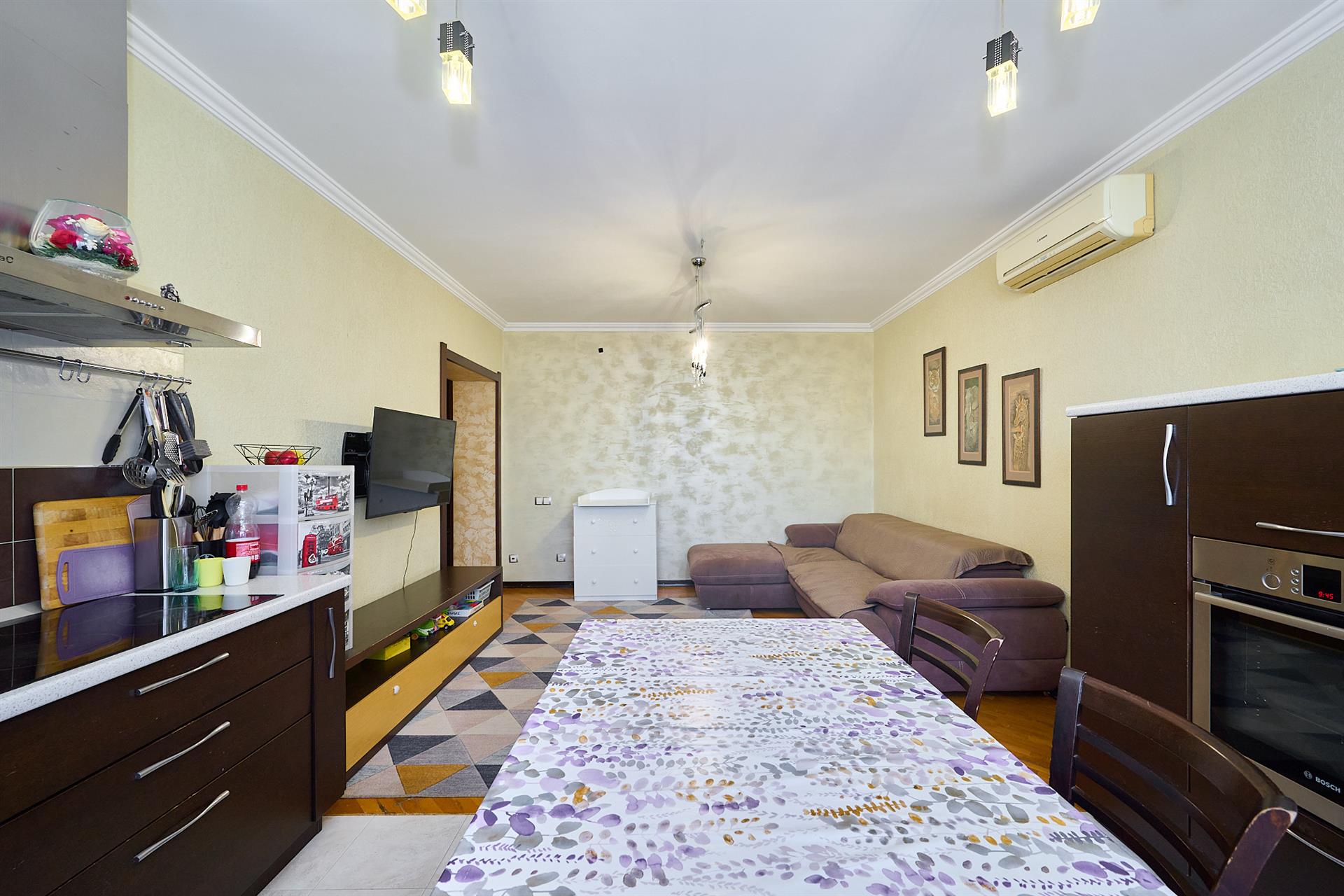 Фото №4: 2-комнатная квартира 77 м² - Краснодар, Карасунский внутригородской округ, мкр. Камвольно-суконный Комбинат, ул. Камвольная, 3