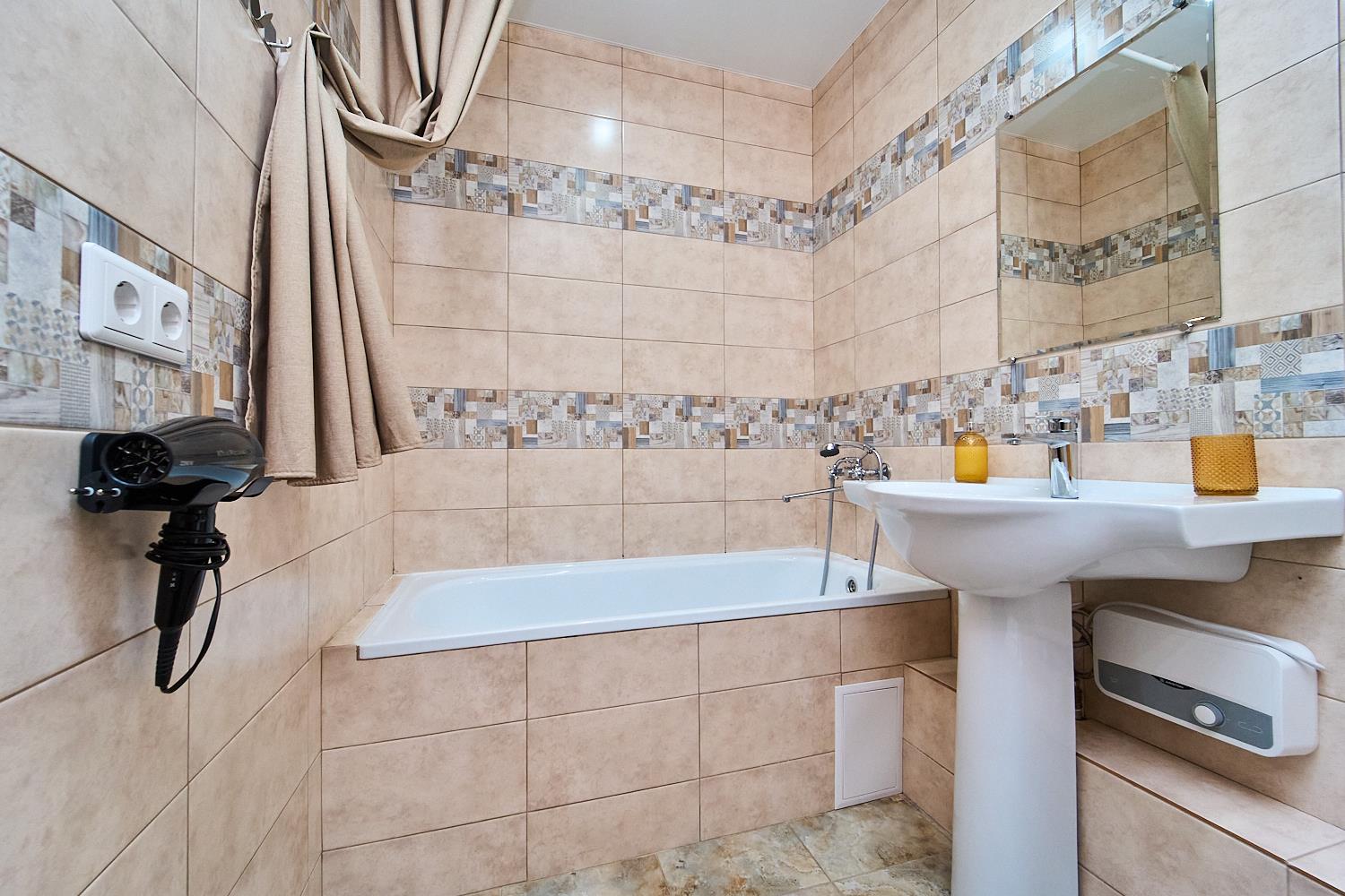 Фото №16: 1-комнатная квартира 39 м² - Краснодар, Прикубанский внутригородской округ, мкр. Восточно-Кругликовский, ул. Героя А.А. Аверкиева, 12