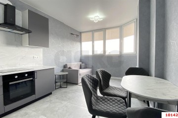 Фото №1: 1-комнатная квартира 37 м² - Краснодар, мкр. Губернский, ул. им. Героя Яцкова И.В., 19