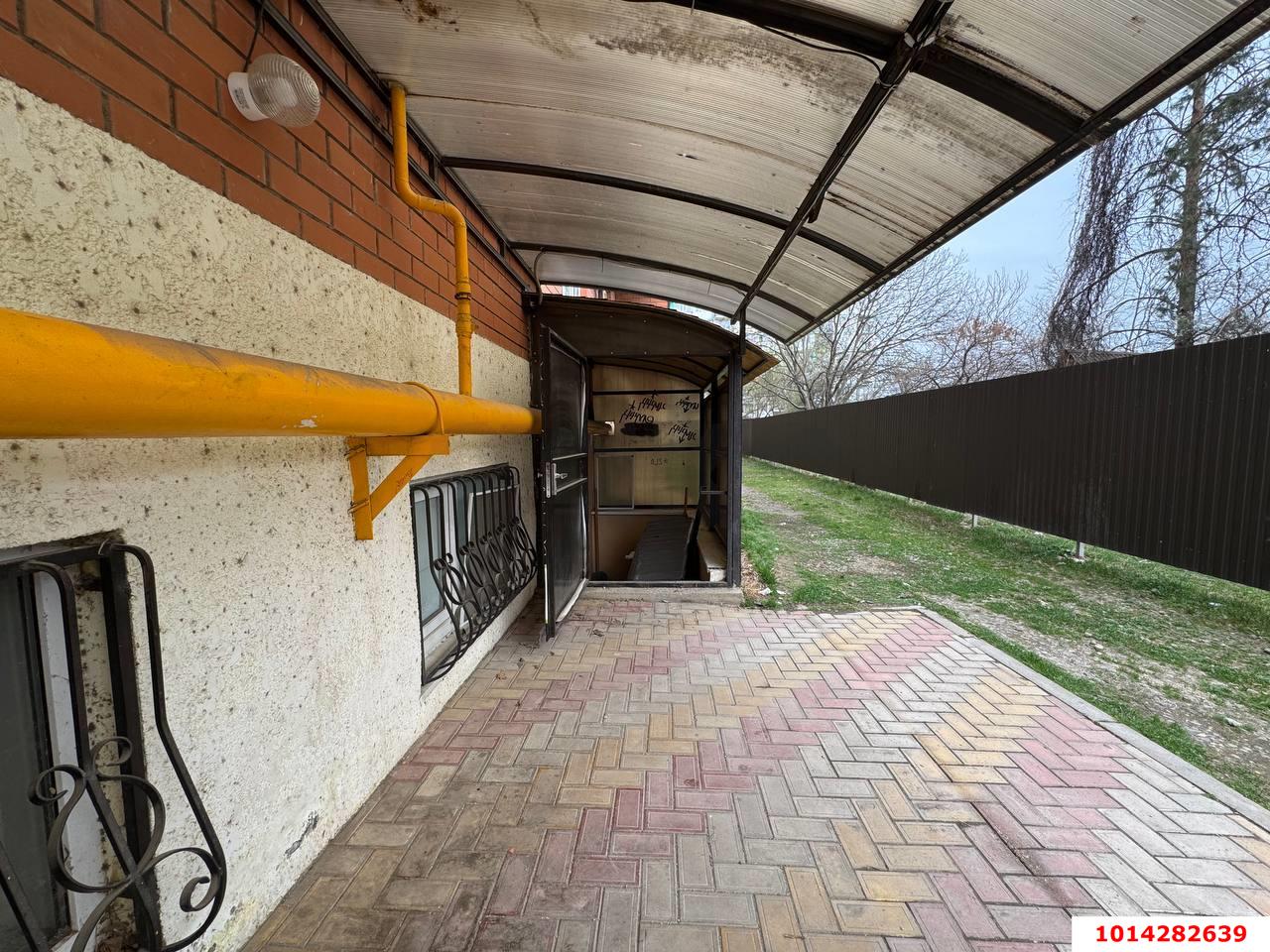 Фото №11: Торговое помещение 80 м² - Краснодар, Прикубанский внутригородской округ, ул. Кирилла Россинского, 69