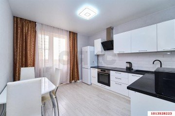 Фото №1: 3-комнатная квартира 89 м² - Краснодар, мкр. жилой комплекс Бауинвест, ул. имени 40-летия Победы, 186к1