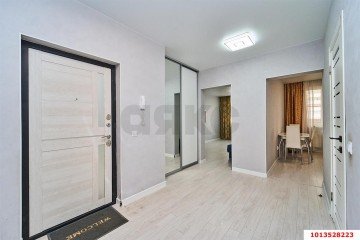 Фото №3: 3-комнатная квартира 87 м² - Краснодар, мкр. жилой комплекс Бауинвест, ул. имени 40-летия Победы, 186к1