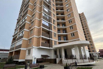Фото №1: 1-комнатная квартира 45 м² - Краснодар, мкр. жилой комплекс Жемчужина, ул. имени Ф.И. Шаляпина, 30/1к1