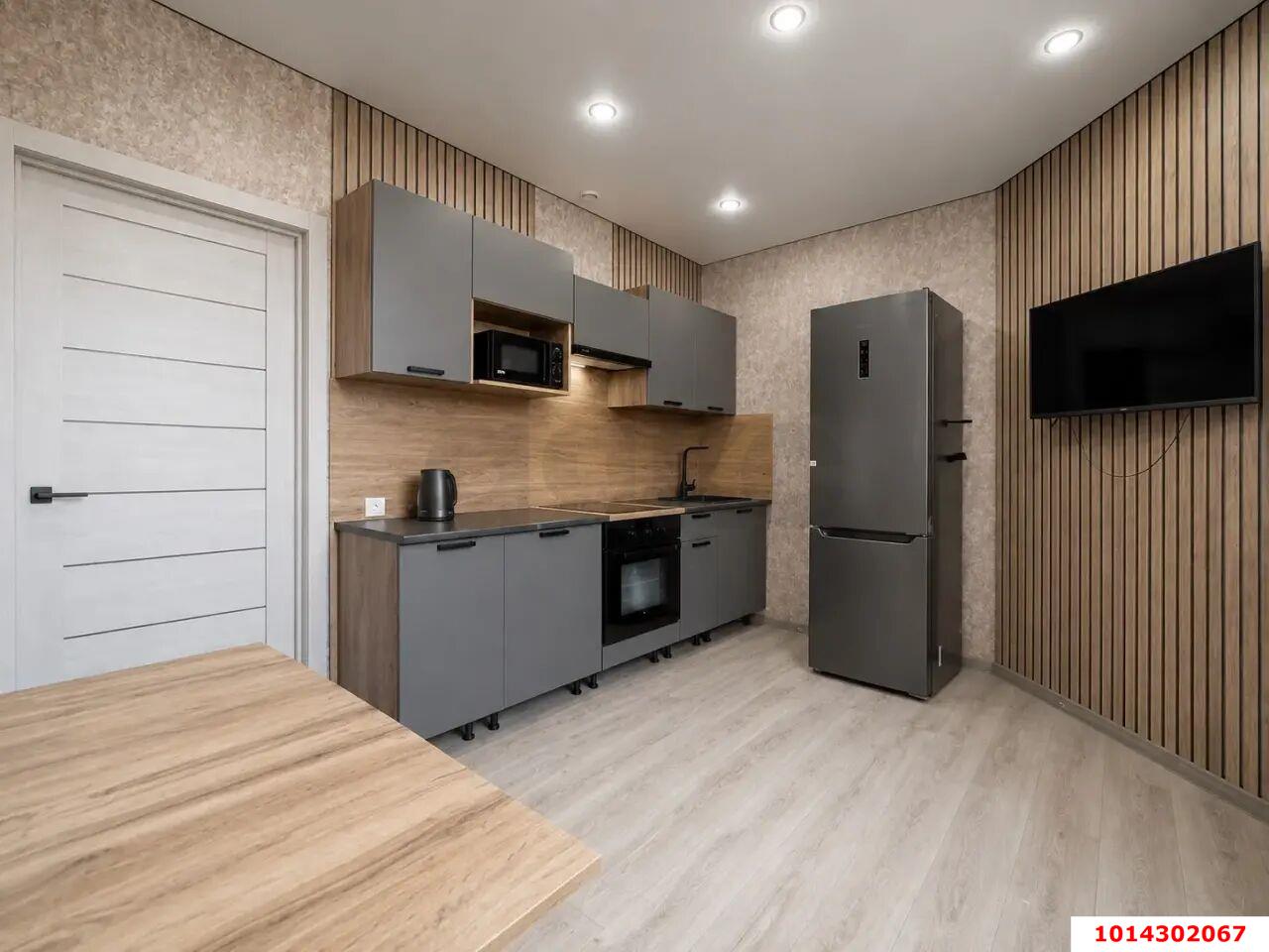 Фото №1: 1-комнатная квартира <span class="whitespace-nowrap">45 м²</span>, <span class="whitespace-nowrap">3/17 эт.</span> - Краснодар, Прикубанский внутригородской округ, Музыкальный, мкр. ЖК Жемчужина, ул. имени Ф.И. Шаляпина, 30/1к1