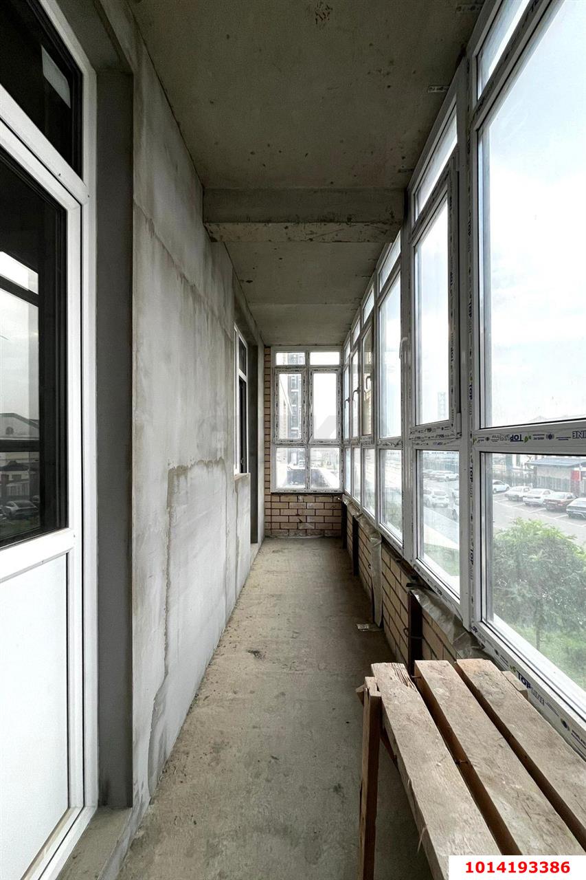 Фото №2: 1-комнатная квартира 42 м² - Краснодар, жилой комплекс Зелёный театр, ул. Западный Обход, 39/1к2