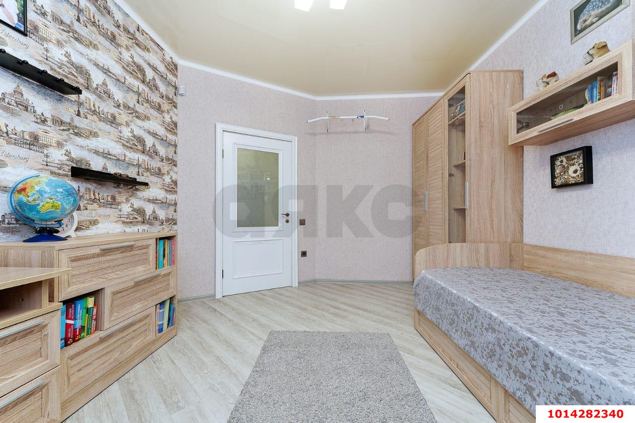 Фото №11: Дом 218 м² + 4.8 сот. - Кореновск, 2-й квартал, ул. Венеры Павленко, 3