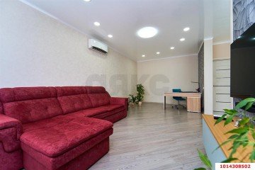 Фото №1: 2-комнатная квартира 76 м² - Краснодар, мкр. жилой комплекс Гарантия, ул. Восточно-Кругликовская, 42/3к1