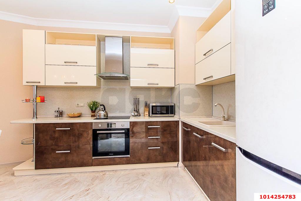 Фото №1: 2-комнатная квартира 89 м² - Краснодар, жилой комплекс Триумф, ул. имени П.М. Гаврилова, 27