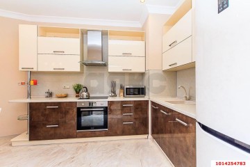 Фото №1: 2-комнатная квартира 86 м² - Краснодар, мкр. жилой комплекс Триумф, ул. имени П.М. Гаврилова, 27