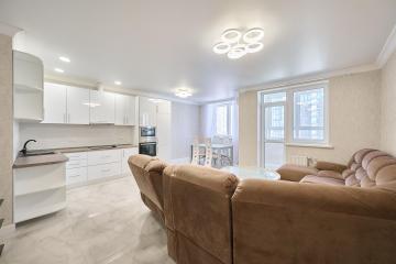 Фото №1: 2-комнатная квартира 66 м² - Знаменский, мкр. Родные Просторы, ул. Природная, 10Бк1